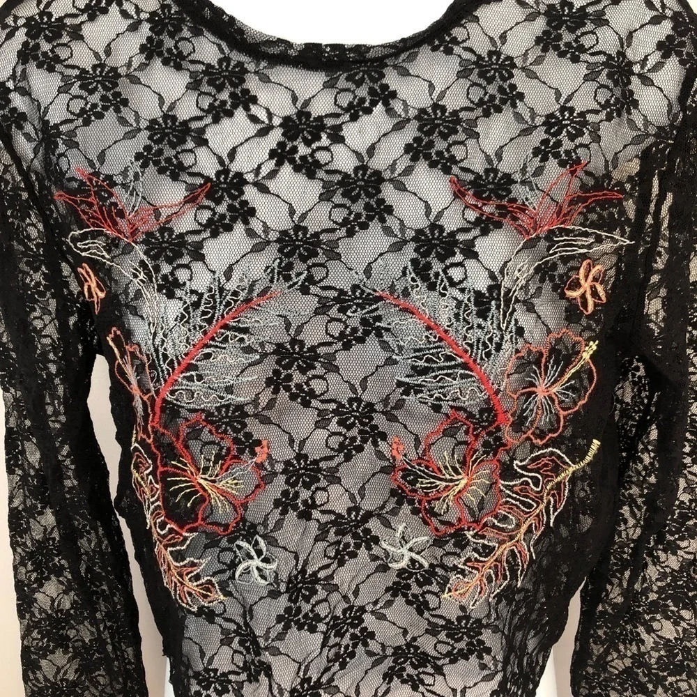 Zara Trafaluc lace sheer long sleeve cropped embroidered shirt
